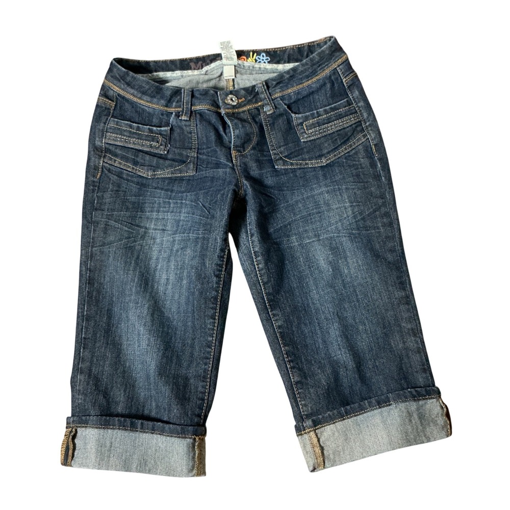 Mudd Y2K Embroidered Denim Capri Shorts Womens 7 Blue Cuffed Low Rise DJBM2105T